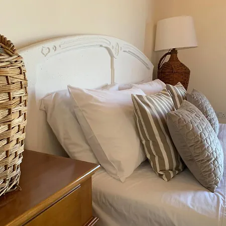 فيلة Grand Zeus Anoyira